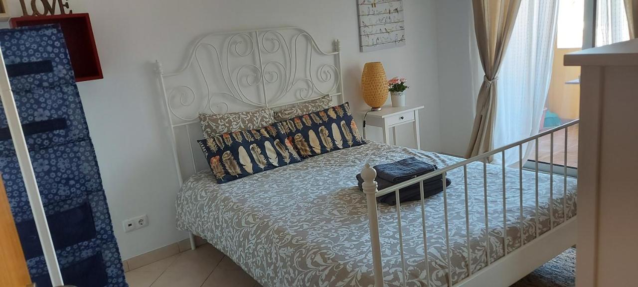Apartamento Piscina 5 Minutos Praia Alcantarilha Luaran gambar
