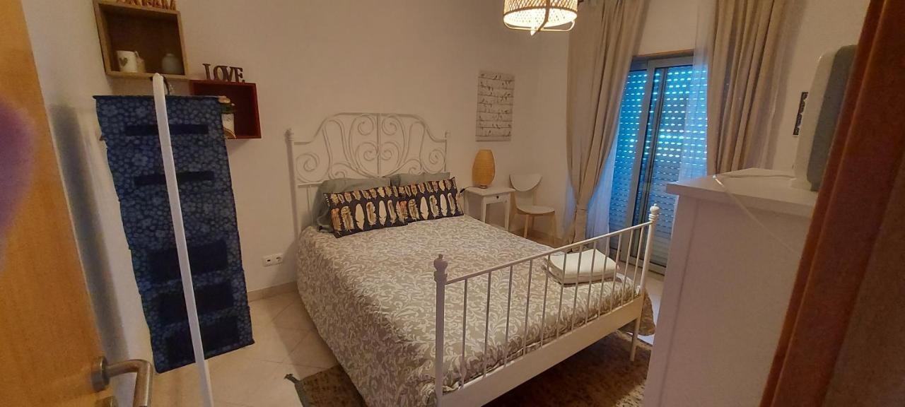 Apartamento Piscina 5 Minutos Praia Alcantarilha Luaran gambar