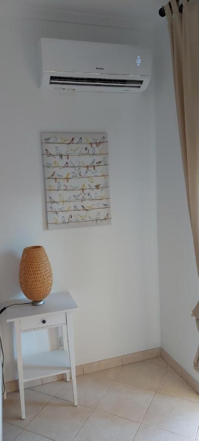 Apartamento Piscina 5 Minutos Praia Alcantarilha Luaran gambar